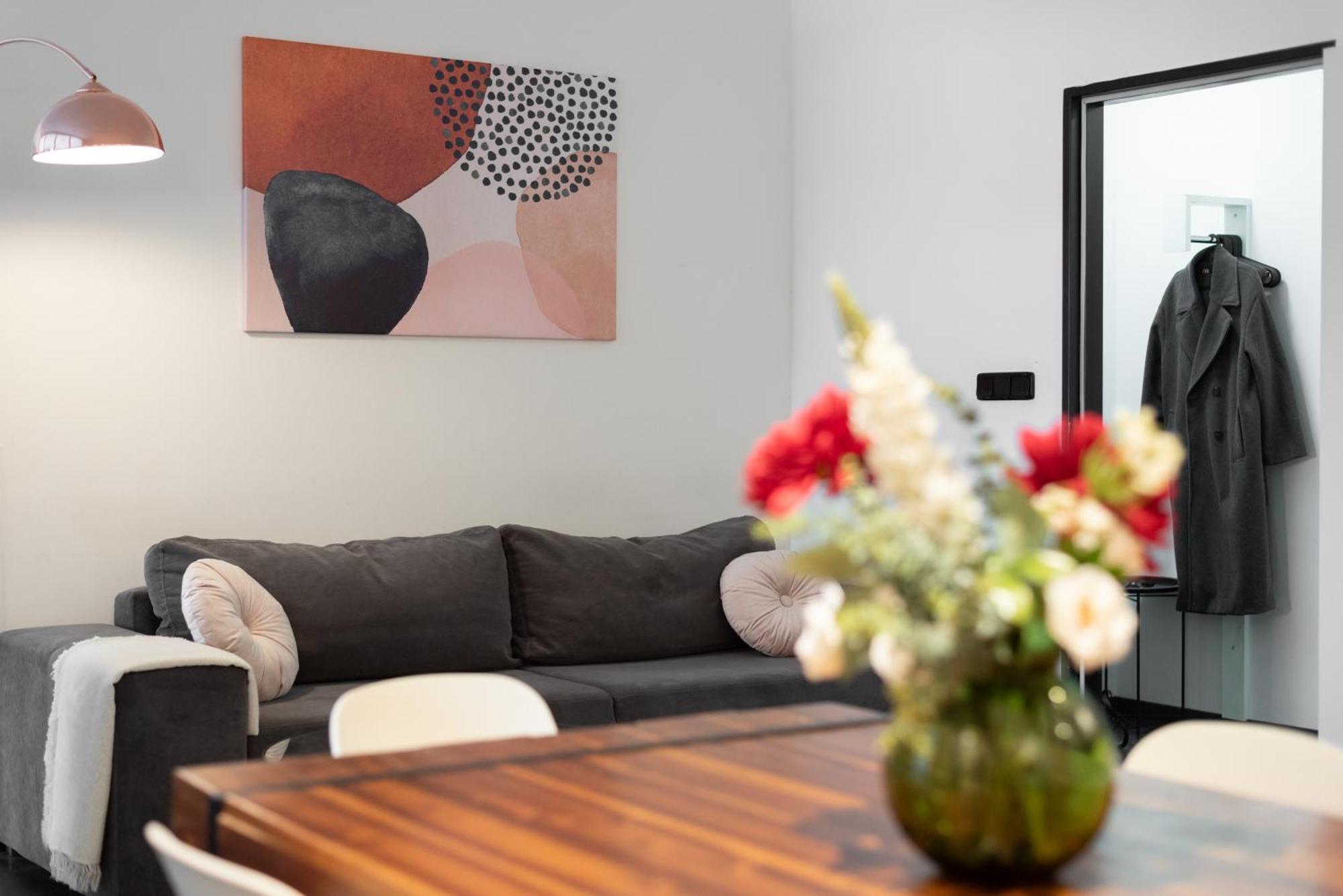 Spacious Apartments Near Karlin Square プラハ エクステリア 写真